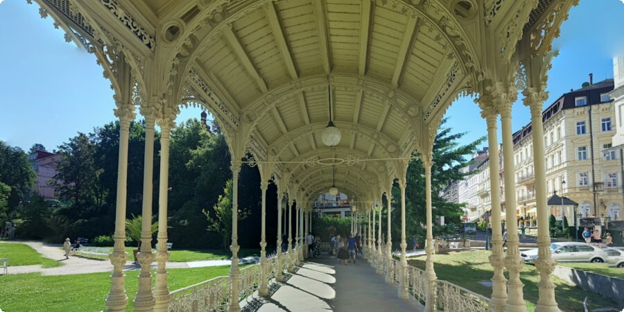 History of the Garden Colonnade