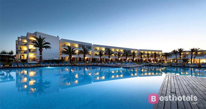 Elite hotel in Ibiza - Grand Palladium Palace